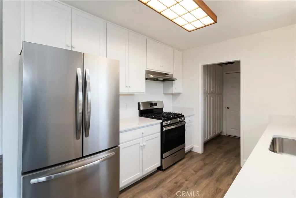 2453 Los Feliz, Thousand Oaks, California 91362 home-pic-16